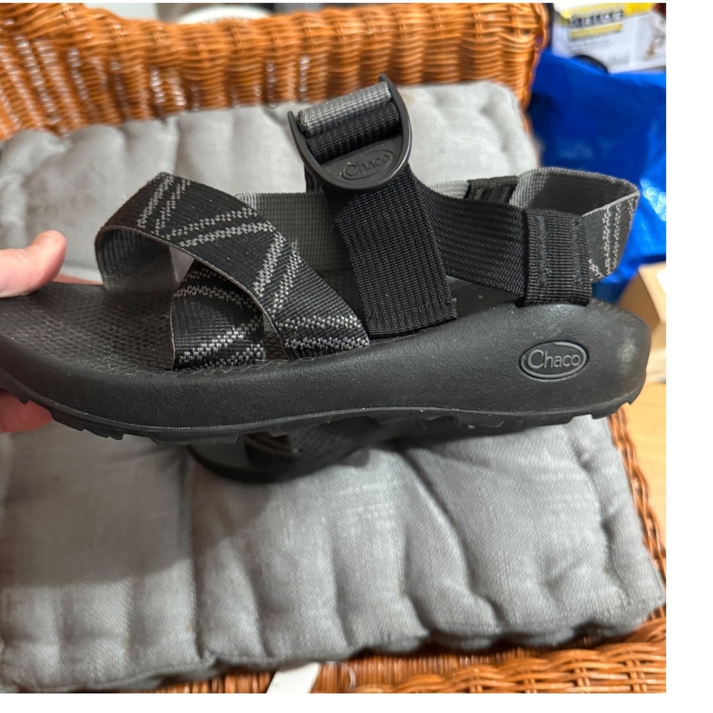 Chaco Z/1 Classic Sport Sandals Hiking Water Shoes Size M7 Black Grey Good Strap - Picture 2 of 8